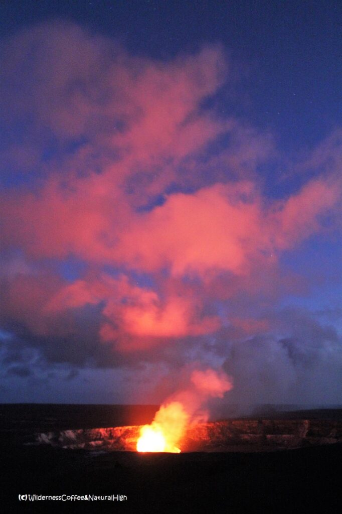 Kilauea Halemaumau crater at night.