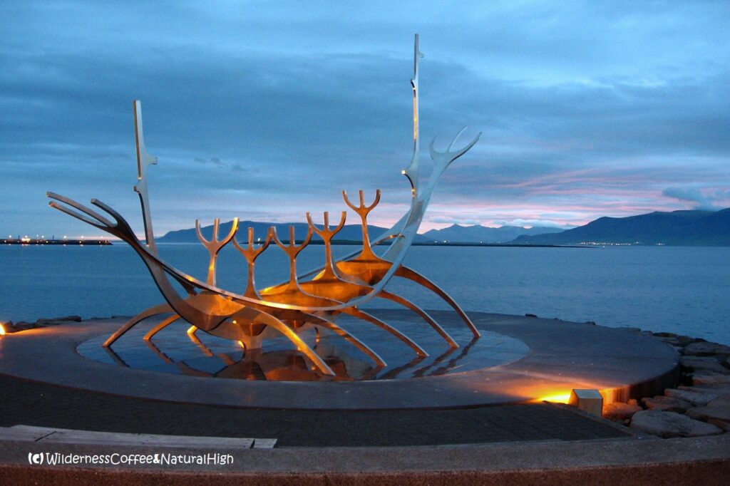 Reykjavík sunrise at Solfar sun voyager.