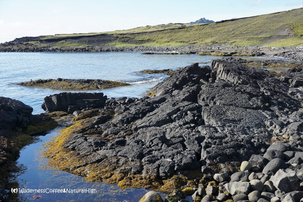 Lava by the sea Lava flows, Klauf beach, Heimaey, Vestmannaeyjar, Iceland.