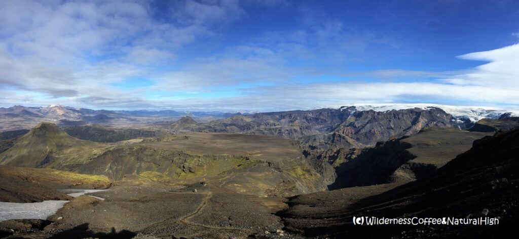 Epic view into Thórsmörk View into the valley of Thórsmörk, Fimmvörðuháls hiking route, Iceland.