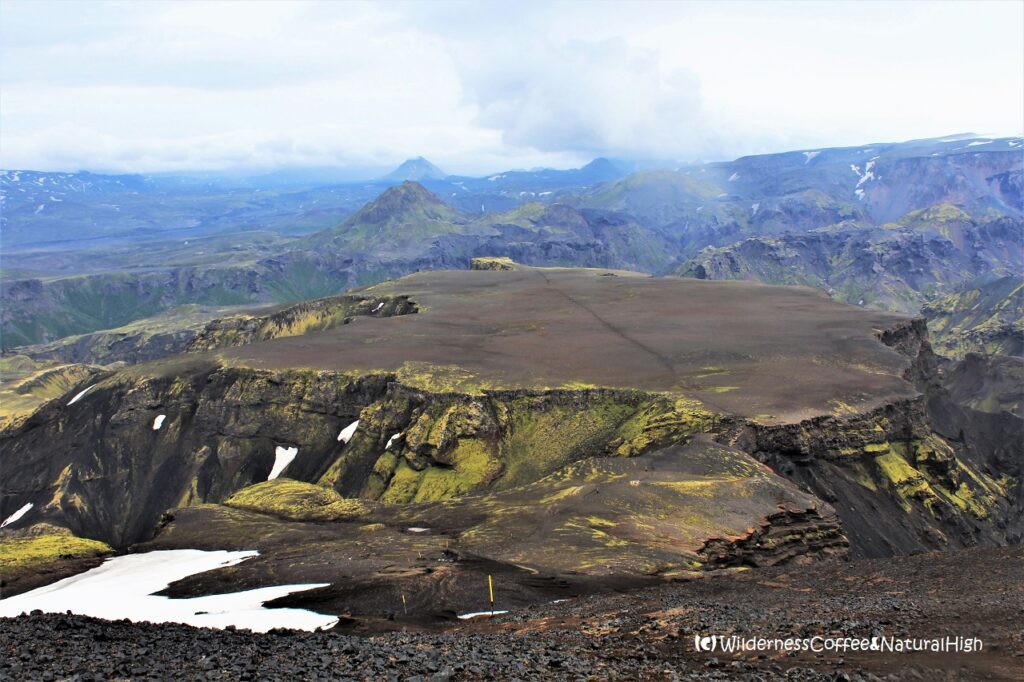 Morinsheiði plateau View towards Morinsheiði and Thórsmörk, Fimmvörðuháls hiking route, Iceland.