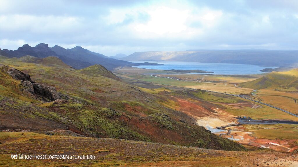 Kleifarvatn lake Kleifarvatn lake and Krýsuvík, Reykjanes GeoPark, Iceland.