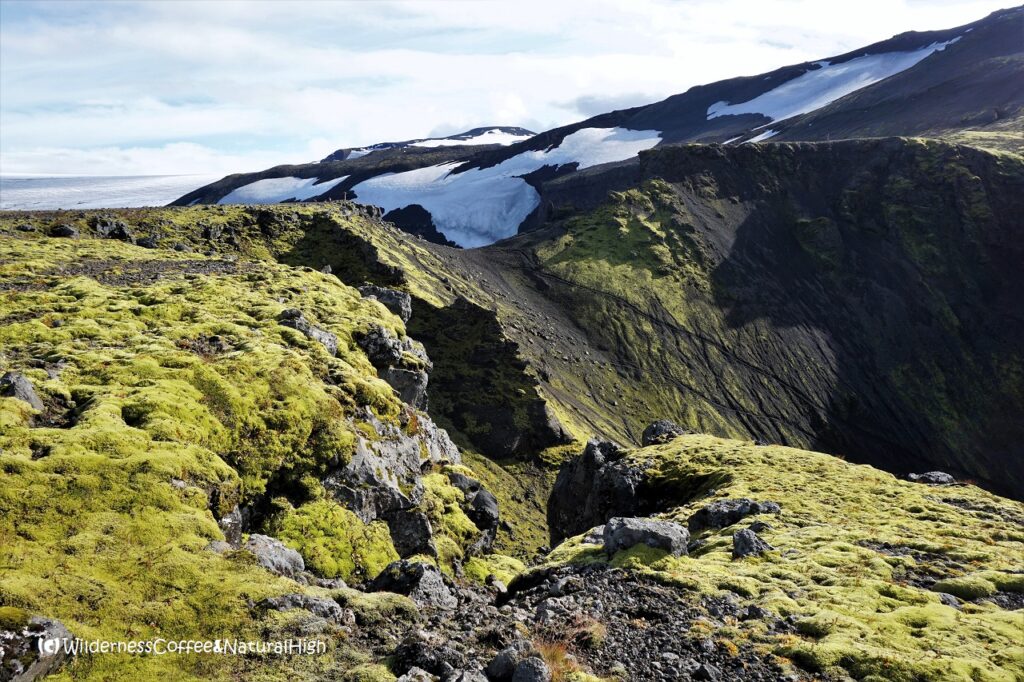 Heljarkambur ridge on Morinsheiði Heljarkambur ridge on Morinsheiði, Thórsmörk, Iceland.