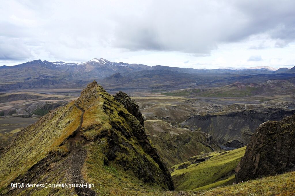 Rjúpnafell upper path and ridge Rjúpnafell upper path and ridge, Thórsmörk, Iceland.
