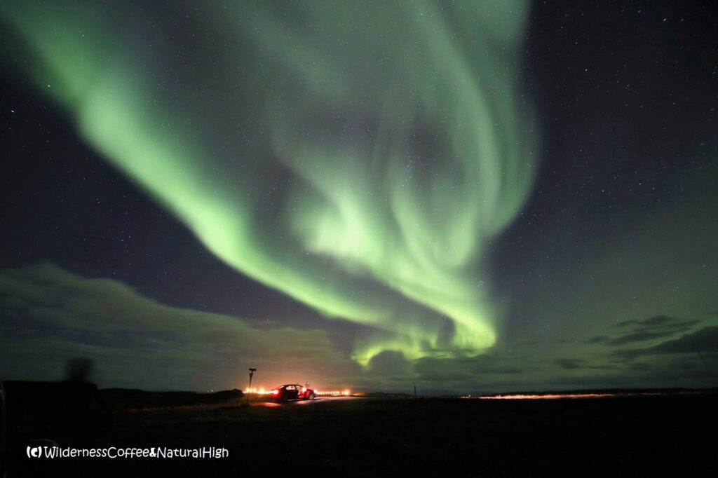 Jagen op het noorderlicht Extremely distracting northern lights, Snæfellsnes, Iceland.