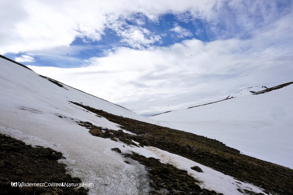 Hveradalahnúkur mountain pass, Kerlingarfjöll, Iceland.