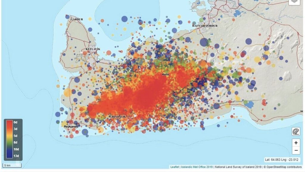Reykjanes earthquakes and volcanic tremor, Iceland.